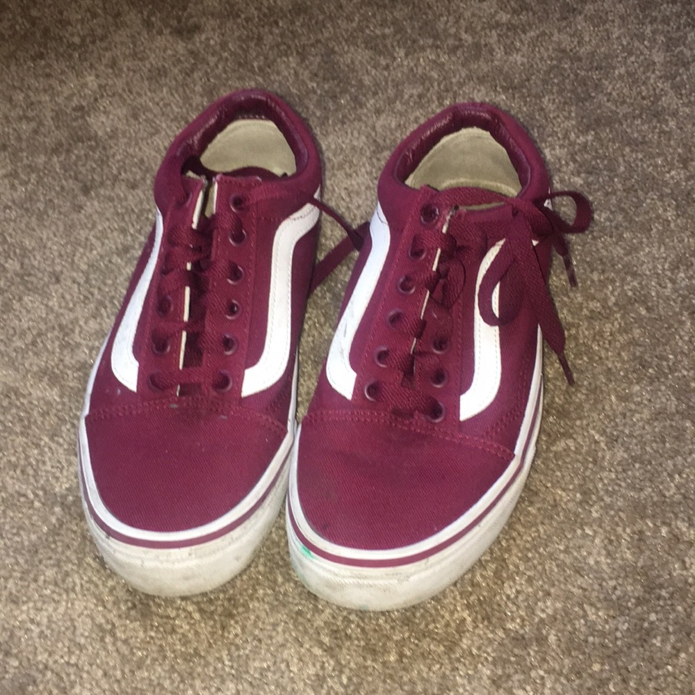 Maroon low top vans